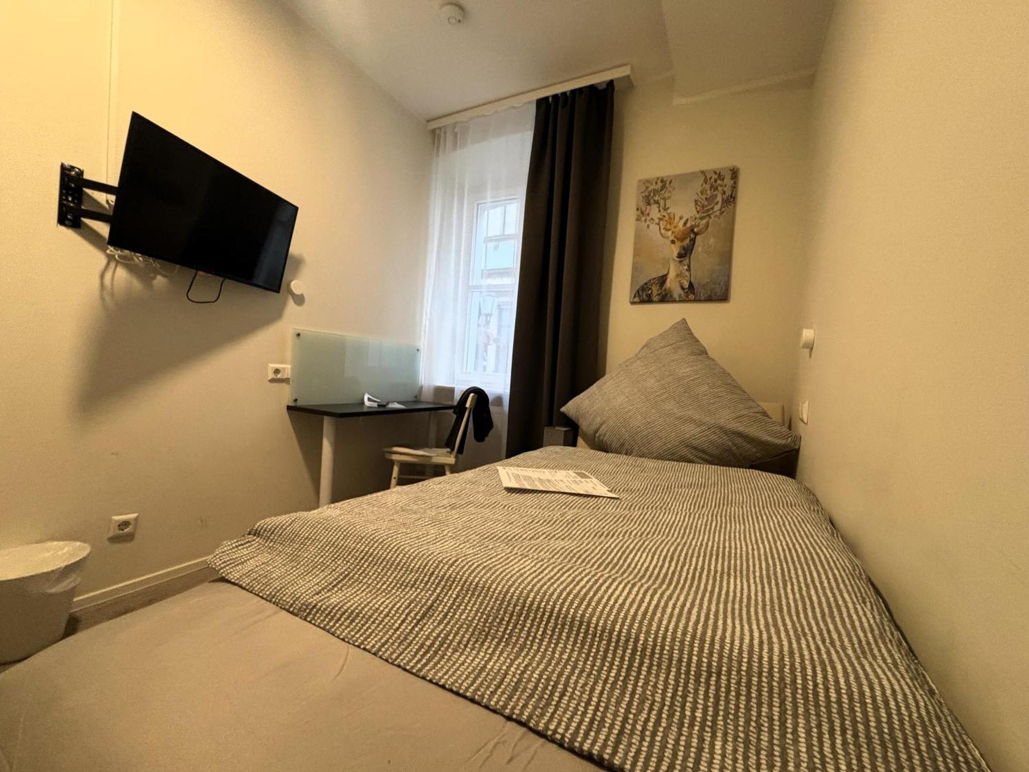 Boutique Hotel Q8 By Simplex Germersheim Luaran gambar