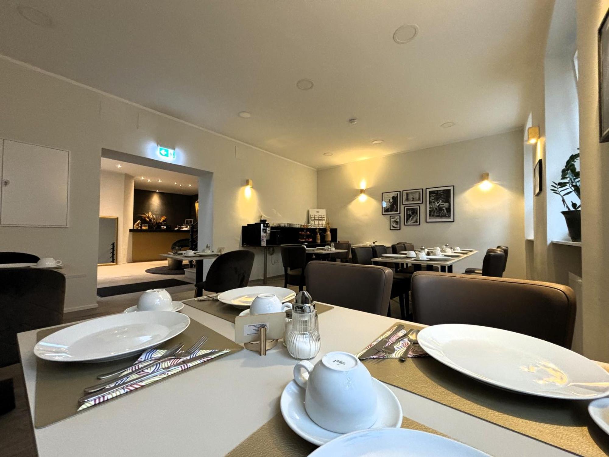 Boutique Hotel Q8 By Simplex Germersheim Luaran gambar